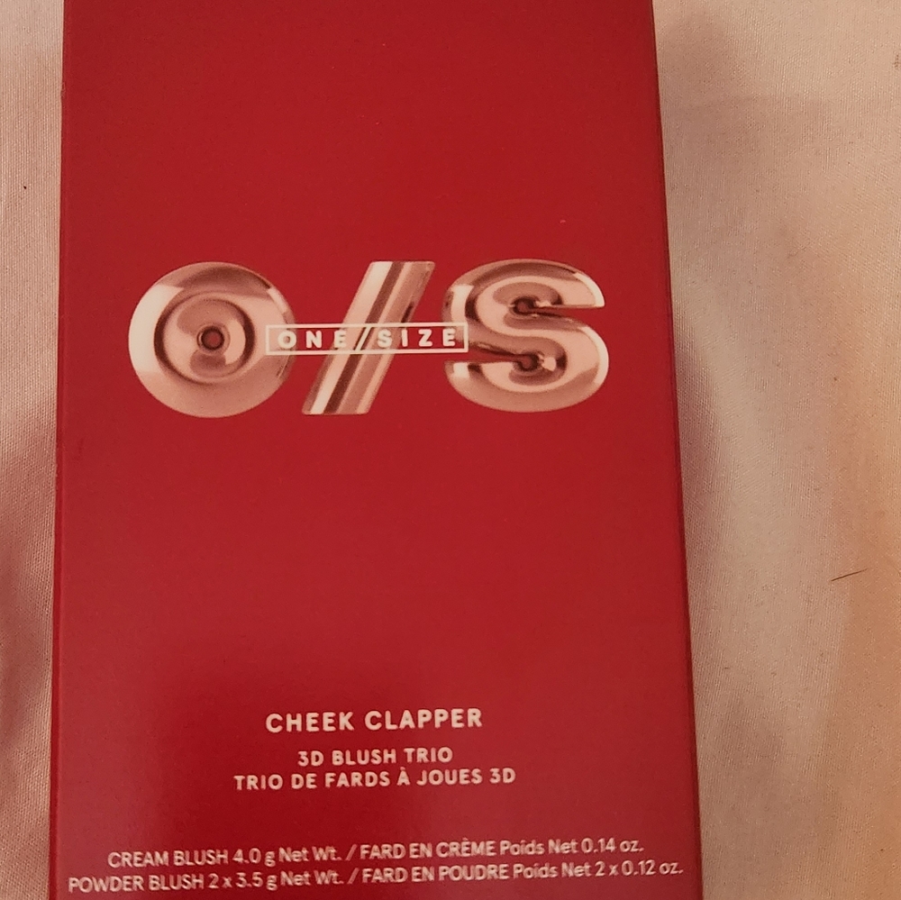 One size cheek clapper